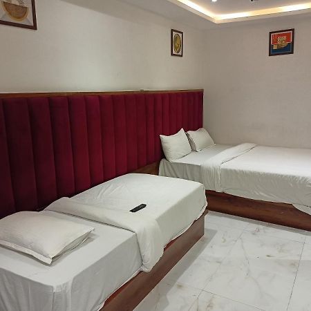 Hotel Palms Residency, Chembur มุมไบ ภายนอก รูปภาพ