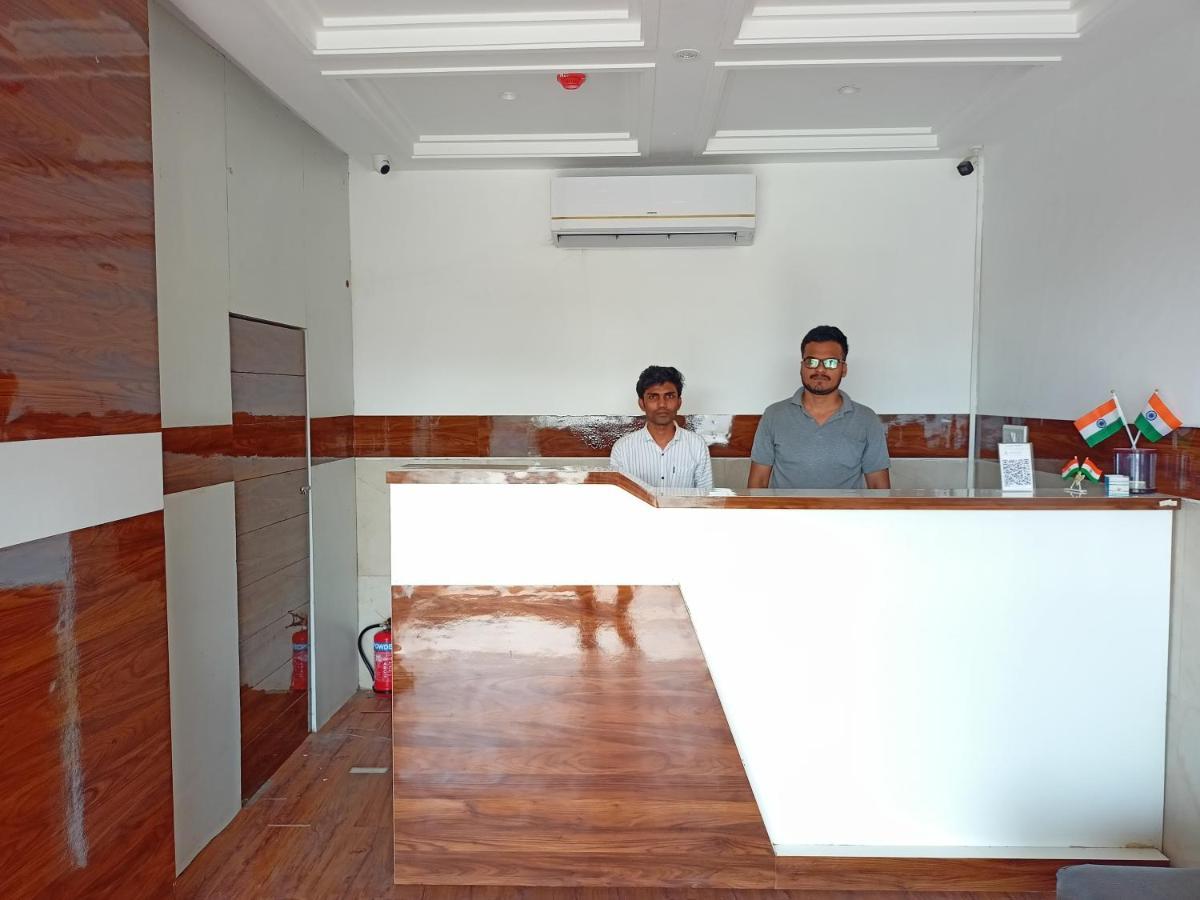 Hotel Palms Residency, Chembur มุมไบ ภายนอก รูปภาพ