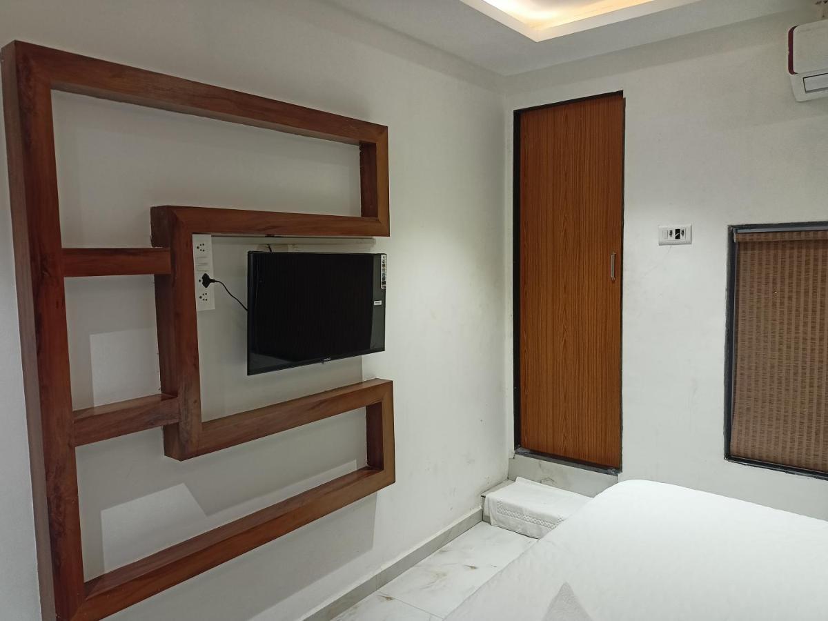 Hotel Palms Residency, Chembur มุมไบ ภายนอก รูปภาพ