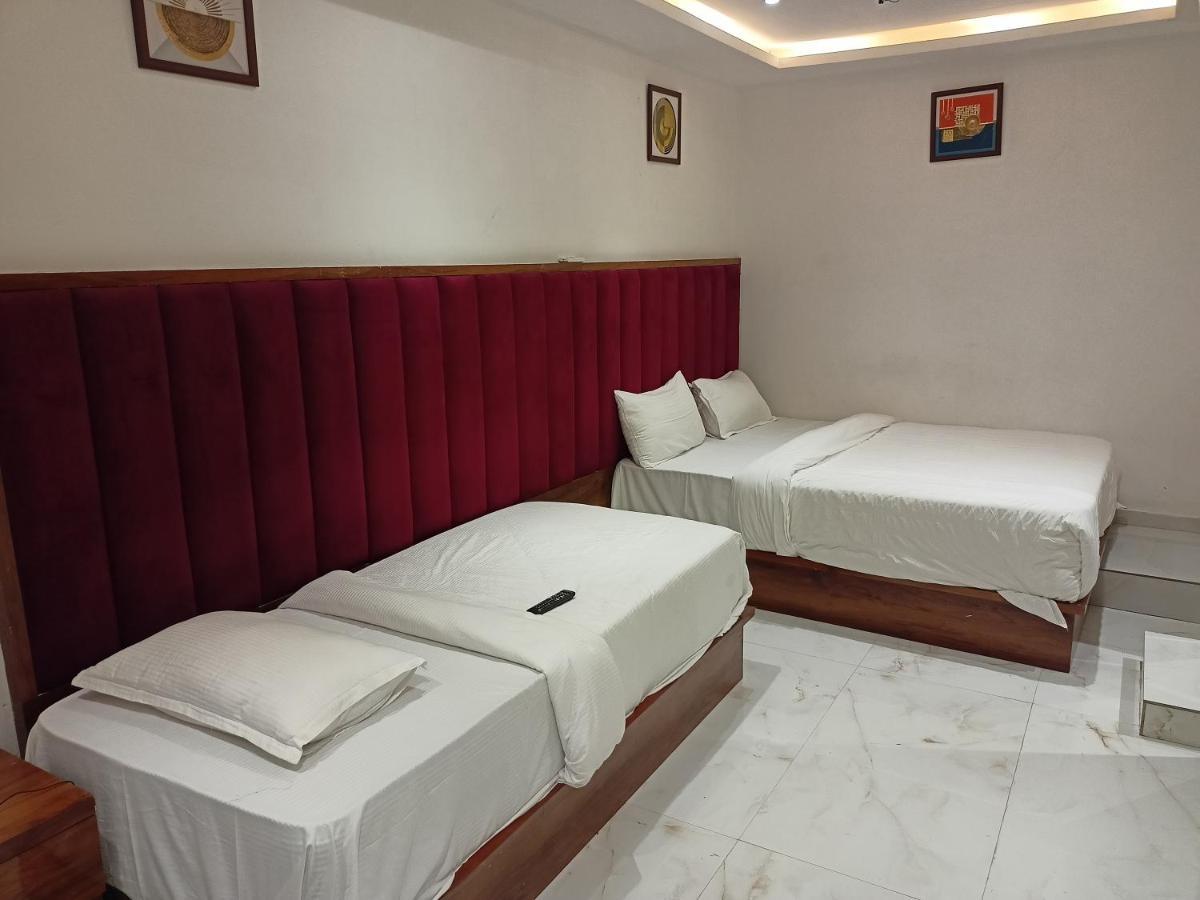 Hotel Palms Residency, Chembur มุมไบ ภายนอก รูปภาพ