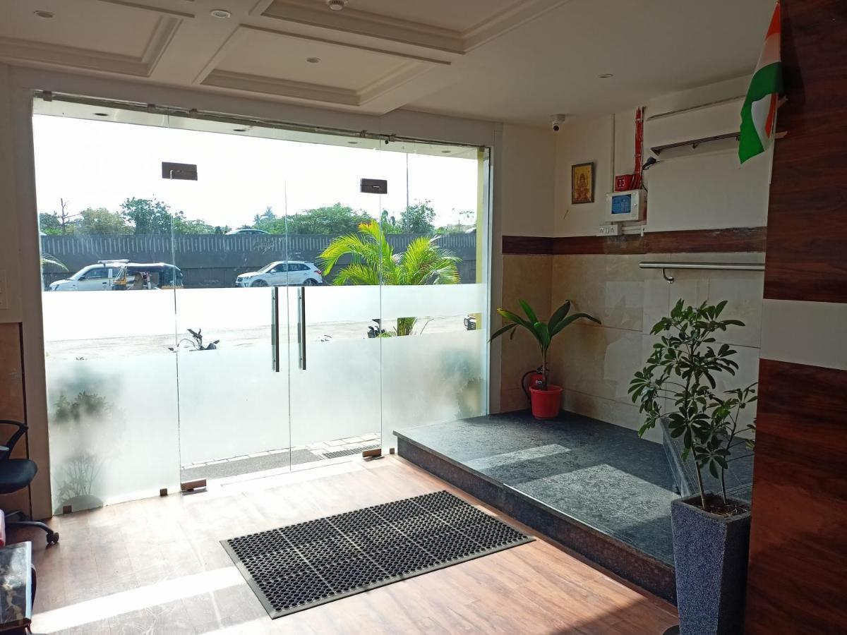 Hotel Palms Residency, Chembur มุมไบ ภายนอก รูปภาพ